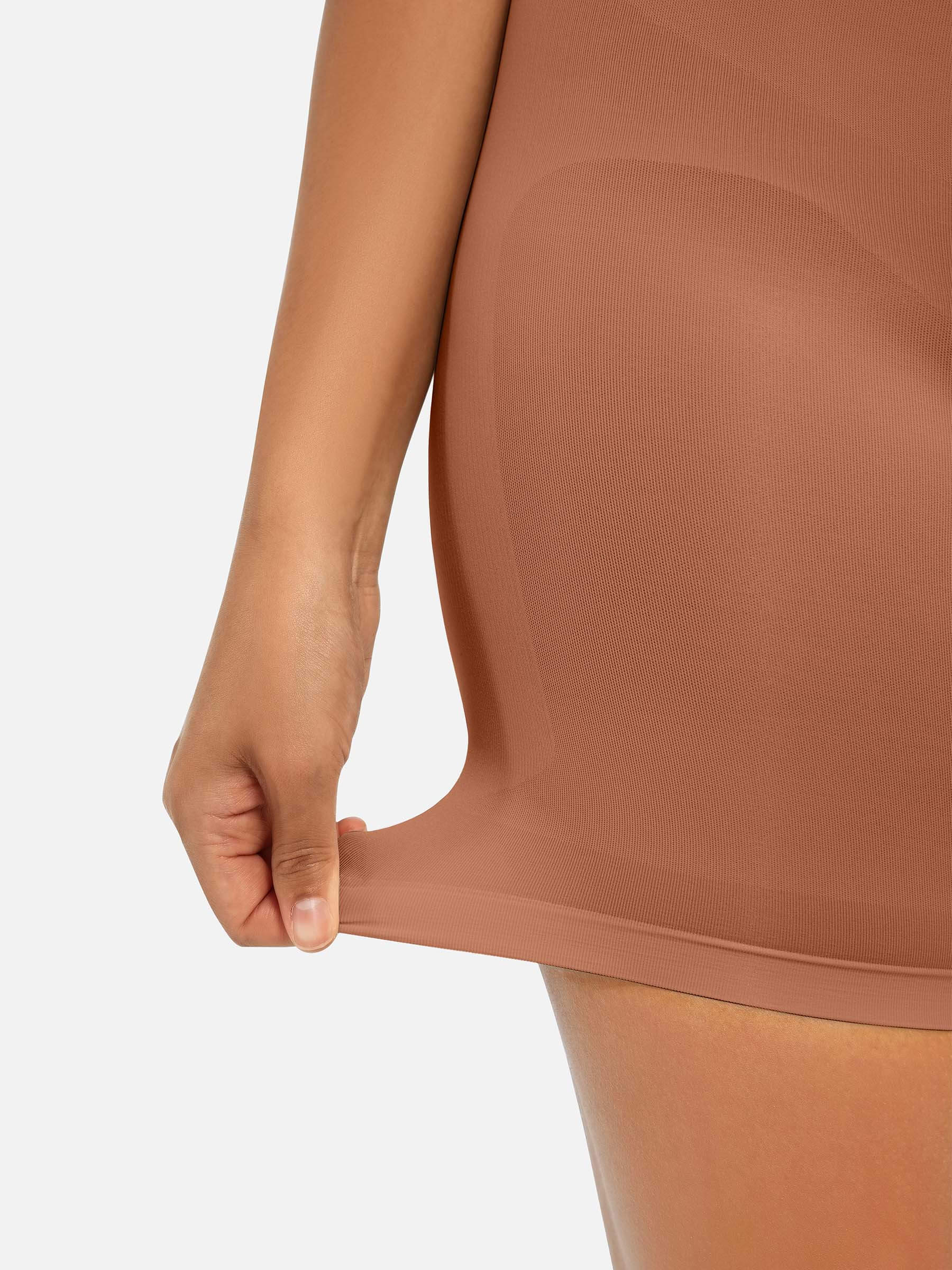 Body Moldeador con Control de Abdomen y Levantamiento de Glúteos